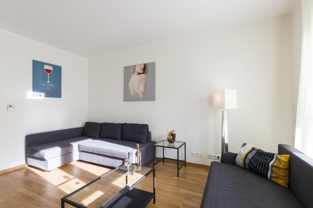 Apartment Big Apart-old Town- 3 Rooms- 10 People- Garage- Lift- New Building *