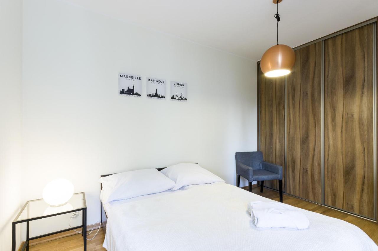 Apartment Big Apart-old Town- 3 Rooms- 10 People- Garage- Lift- New Building Wroclaw