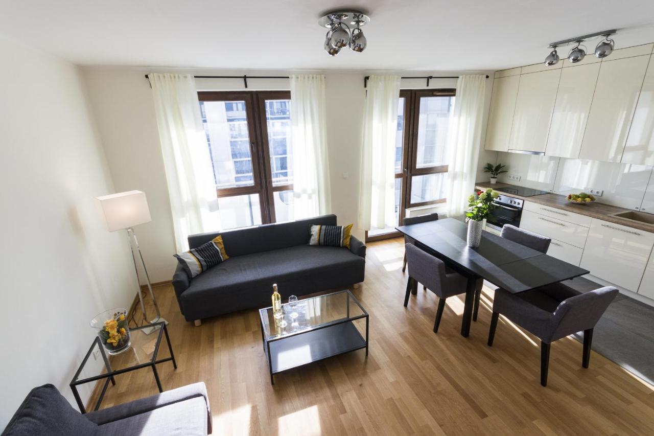Apartment Big Apart-old Town- 3 Rooms- 10 People- Garage- Lift- New Building